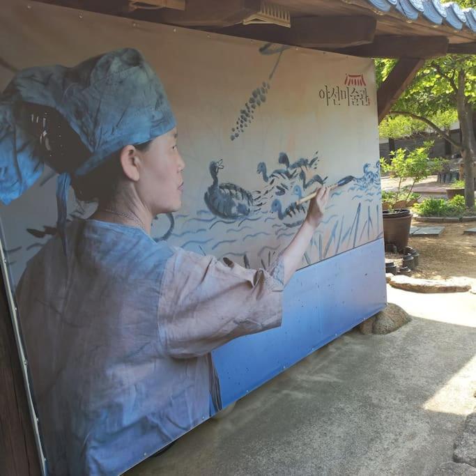 Yasun Gallery Gyeongju Bagian luar foto